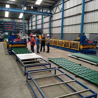Guatemalan customer -Roof Tile Roll Forming Machine