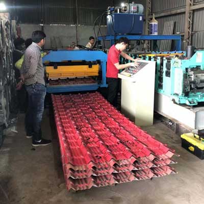 Indian customer -Roof Tile Roll Forming Machine